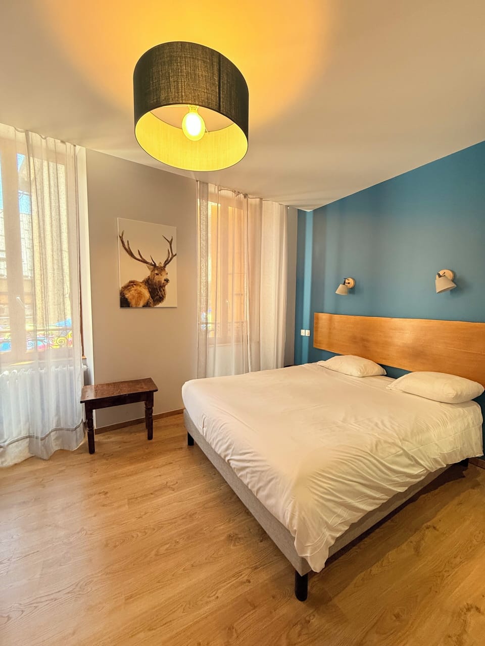 Superior Triple Room, Mountain View | In-room safe, desk