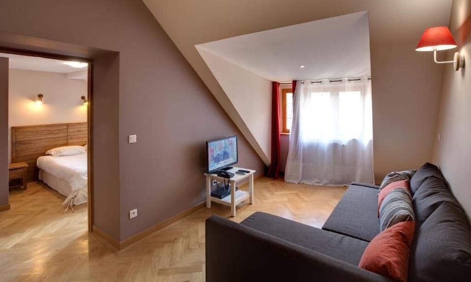 Studio Suite, Mountain View | Living area