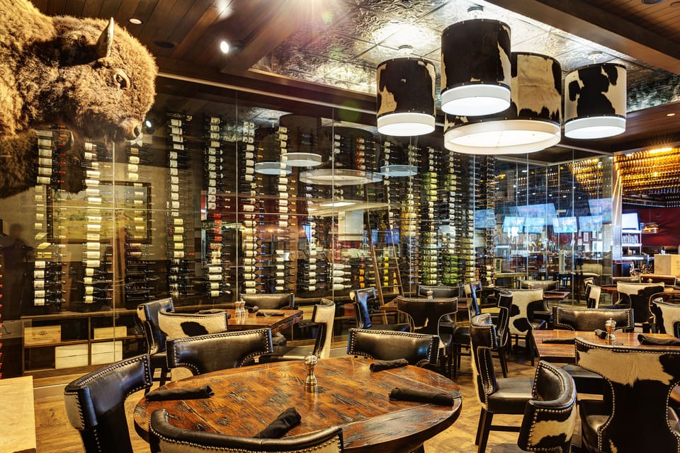 Lunch and dinner served, American cuisine