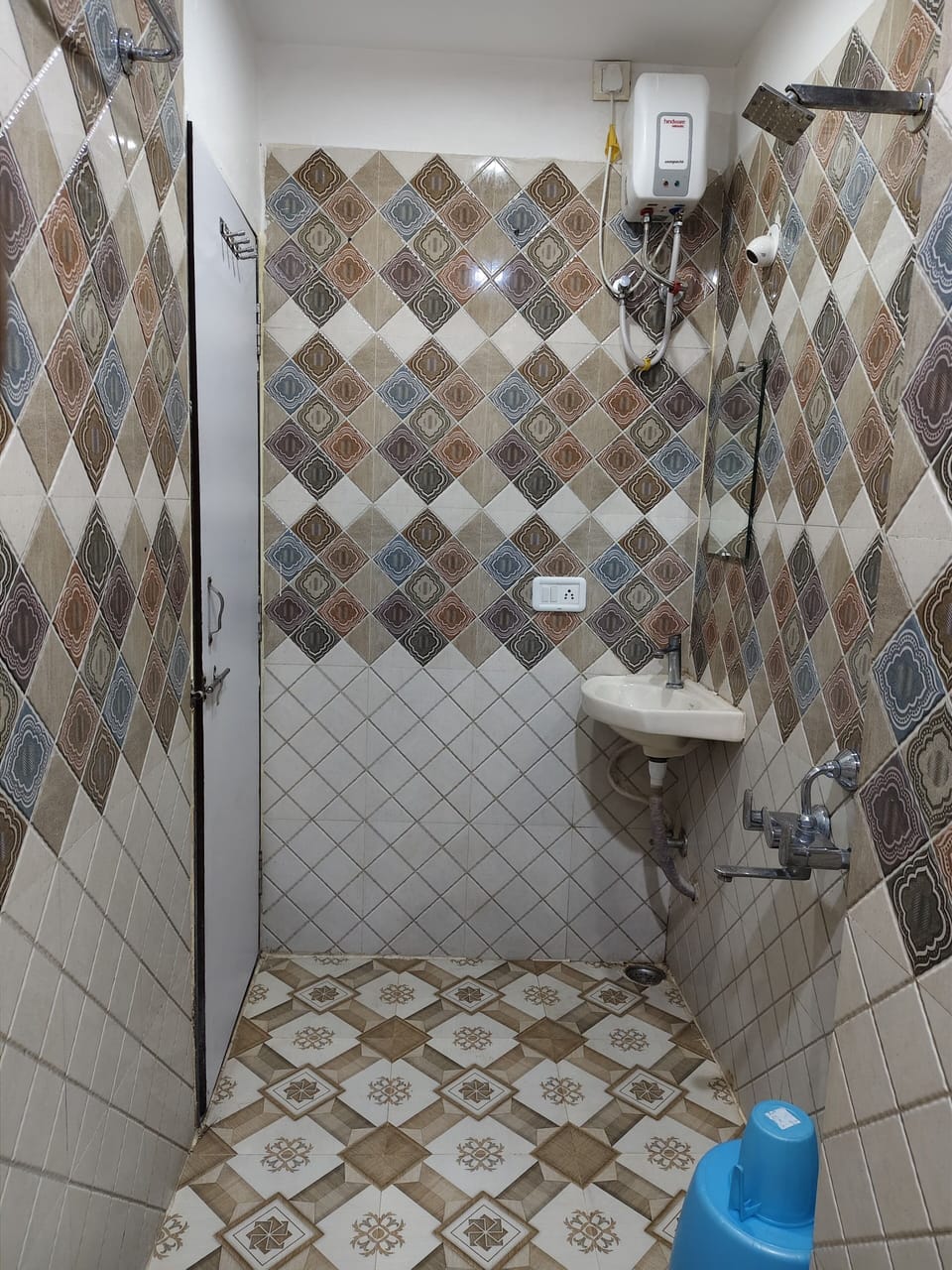 Deluxe Room | Bathroom