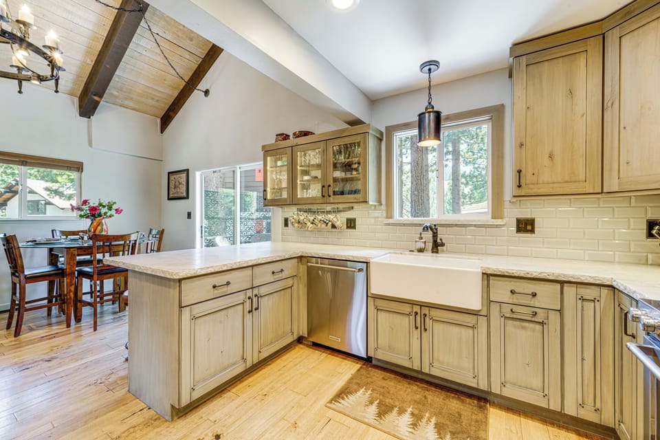Cottage (2 Bedrooms) | Interior