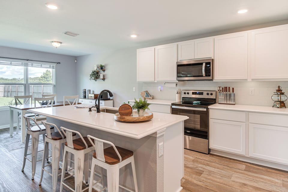 House (3 Bedrooms) | Interior