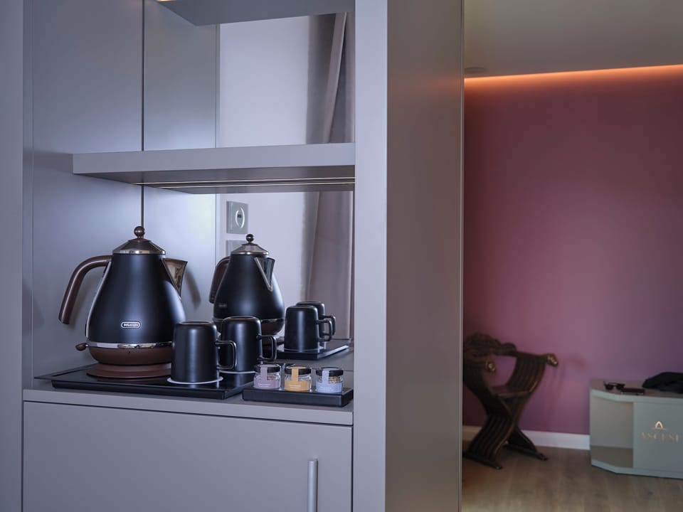 Suite con sauna, bagno turco, doccia emozionale privata e terrazza panoramica | Premium bedding, minibar, in-room safe, desk