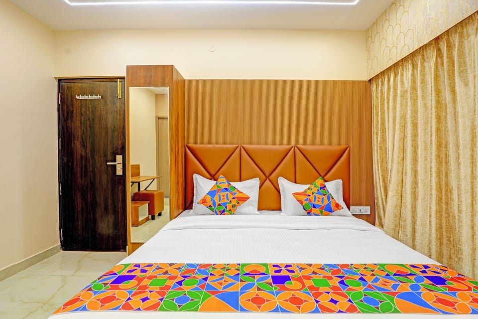 Deluxe Room | Egyptian cotton sheets, premium bedding, in-room safe, free WiFi