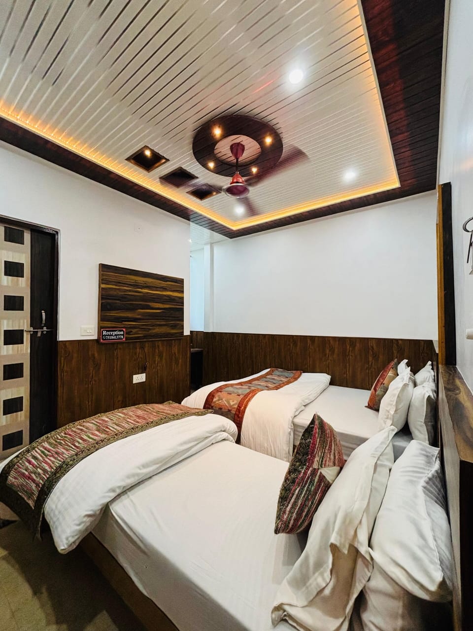 Super Deluxe Four Bed Room | Free WiFi
