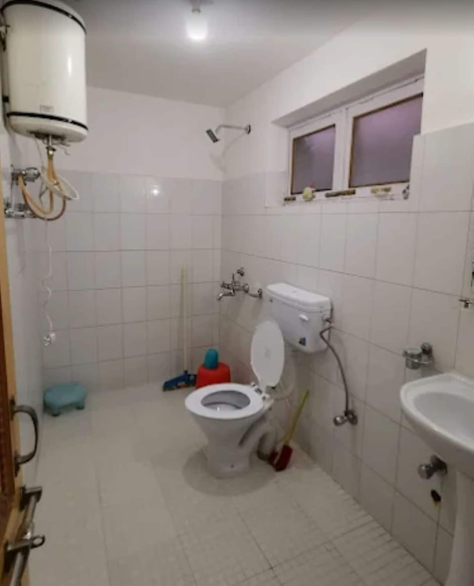 Shower, towels, soap