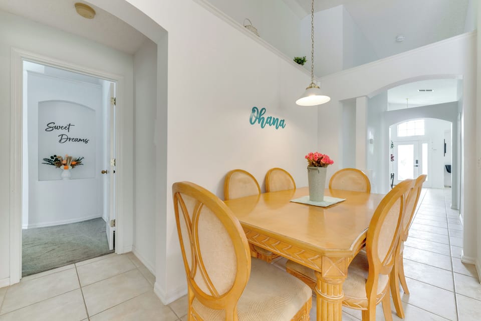 House (4 Bedrooms) | Interior