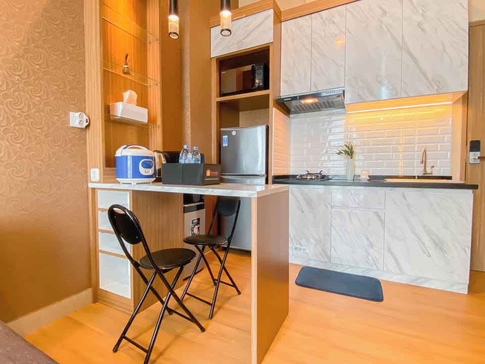Standard Apartment | Dining room