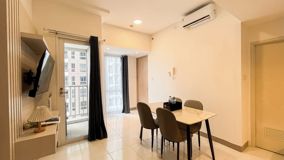 Standard Apartment | Living room
