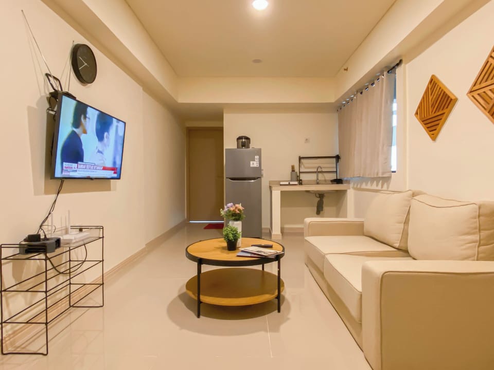 Standard Apartment | Living room