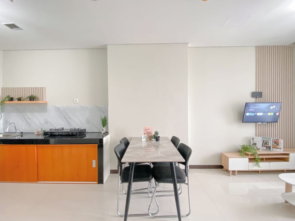 Standard Apartment | In-room dining