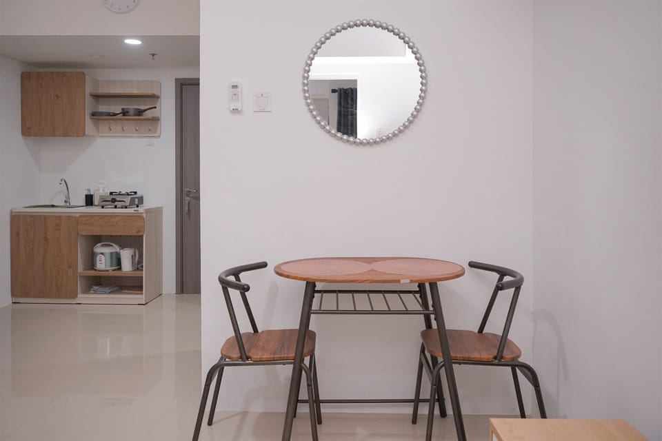 Standard Apartment | In-room dining