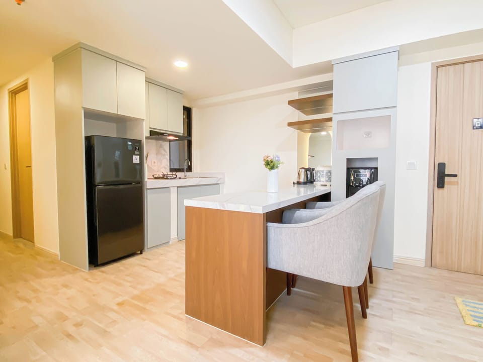 Standard Apartment | In-room dining