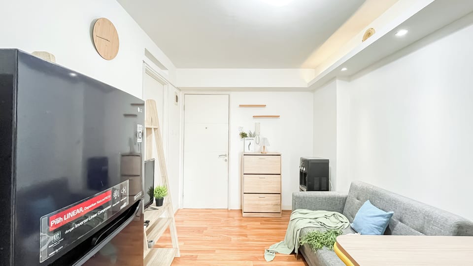 Standard Apartment | Living area