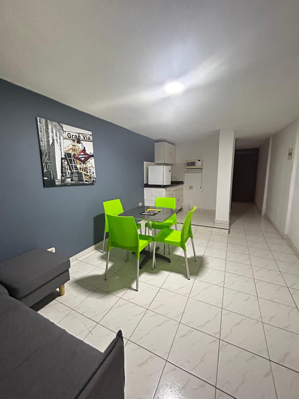 Standard Triple Room, Multiple Beds, Air conditioning | Desk, WiFi (free)