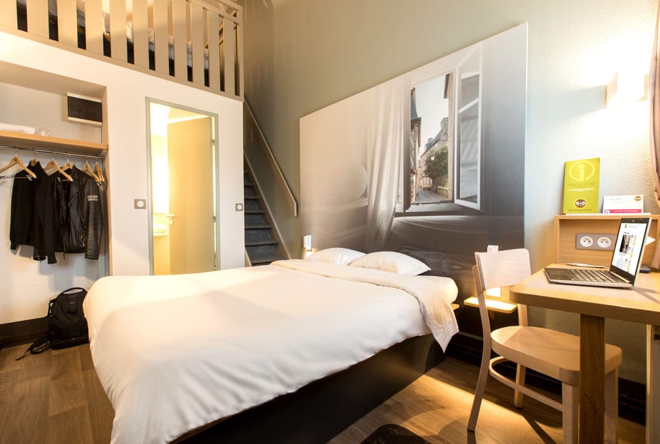 Quadruple Room, Non Smoking | Premium bedding, desk, soundproofing, free WiFi