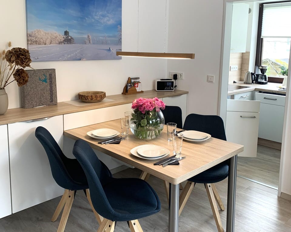 Apartment | Dining