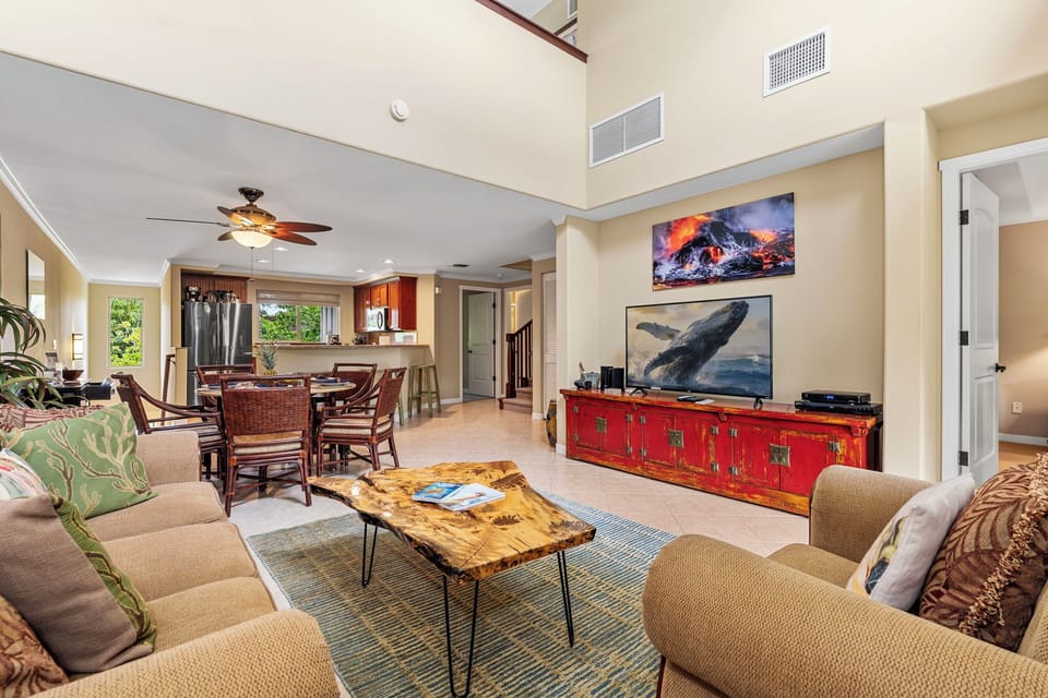 Condo, Multiple Beds, Lanai, Garden View (Palm Villas at Mauna Lani I23) | Living area | 42-inch flat-screen TV with digital channels
