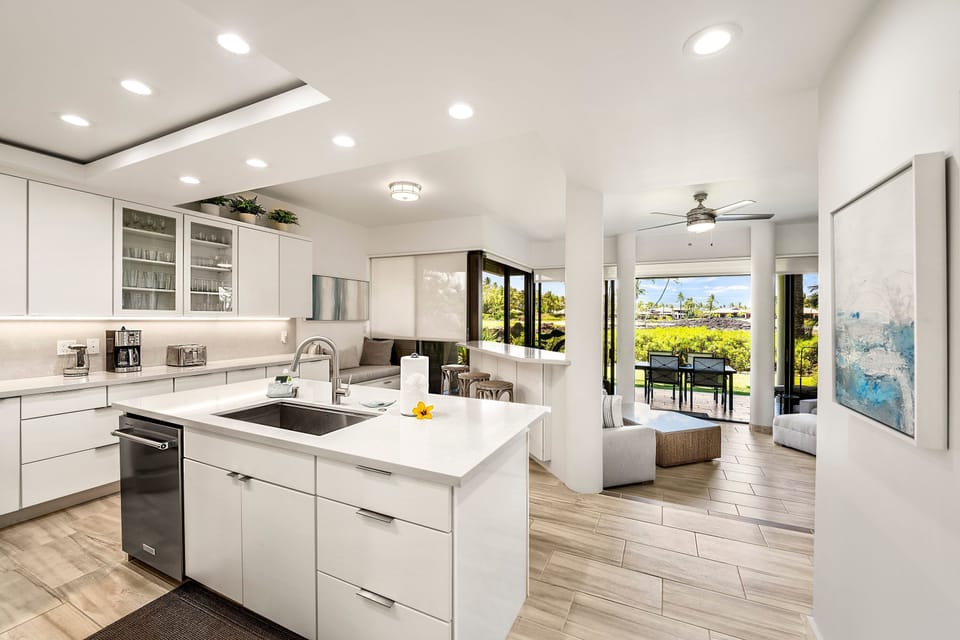 Condo, 1 King Bed, Balcony, Mountain View (Mauna Lani Point H107) | Interior