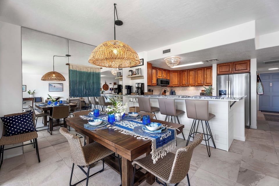 Condo, Multiple Beds, Lanai, Garden View (White Sands Village 127) | Private kitchen | Dining table