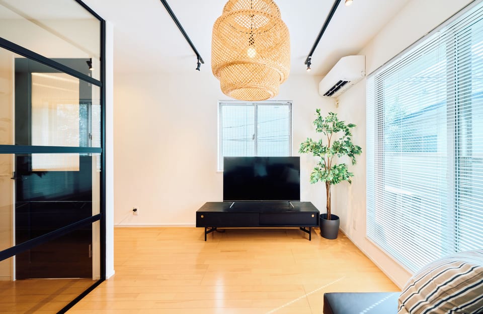 Basic Apartment | Living area | Flat-screen TV