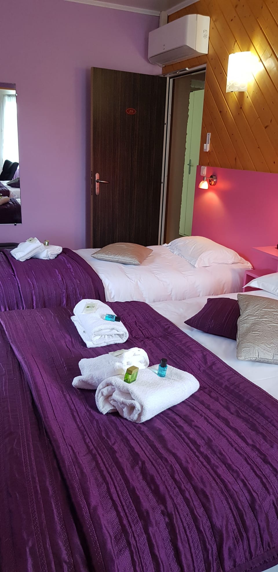 Standard Triple Room | Desk, free WiFi