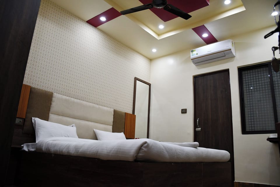 Deluxe Double Room | Free WiFi