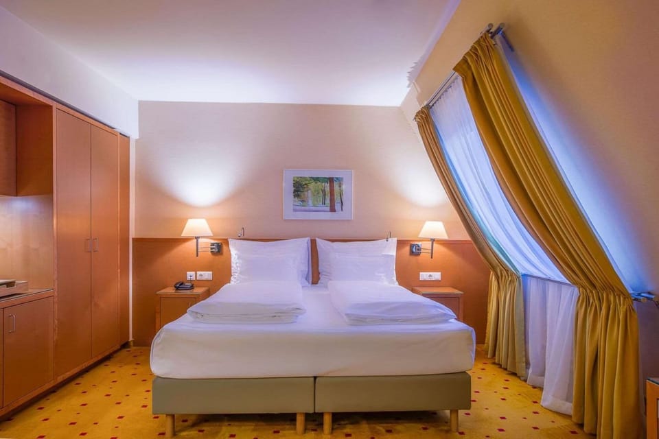 Family Quadruple Room, 1 Bedroom | Down comforters, minibar, in-room safe, desk