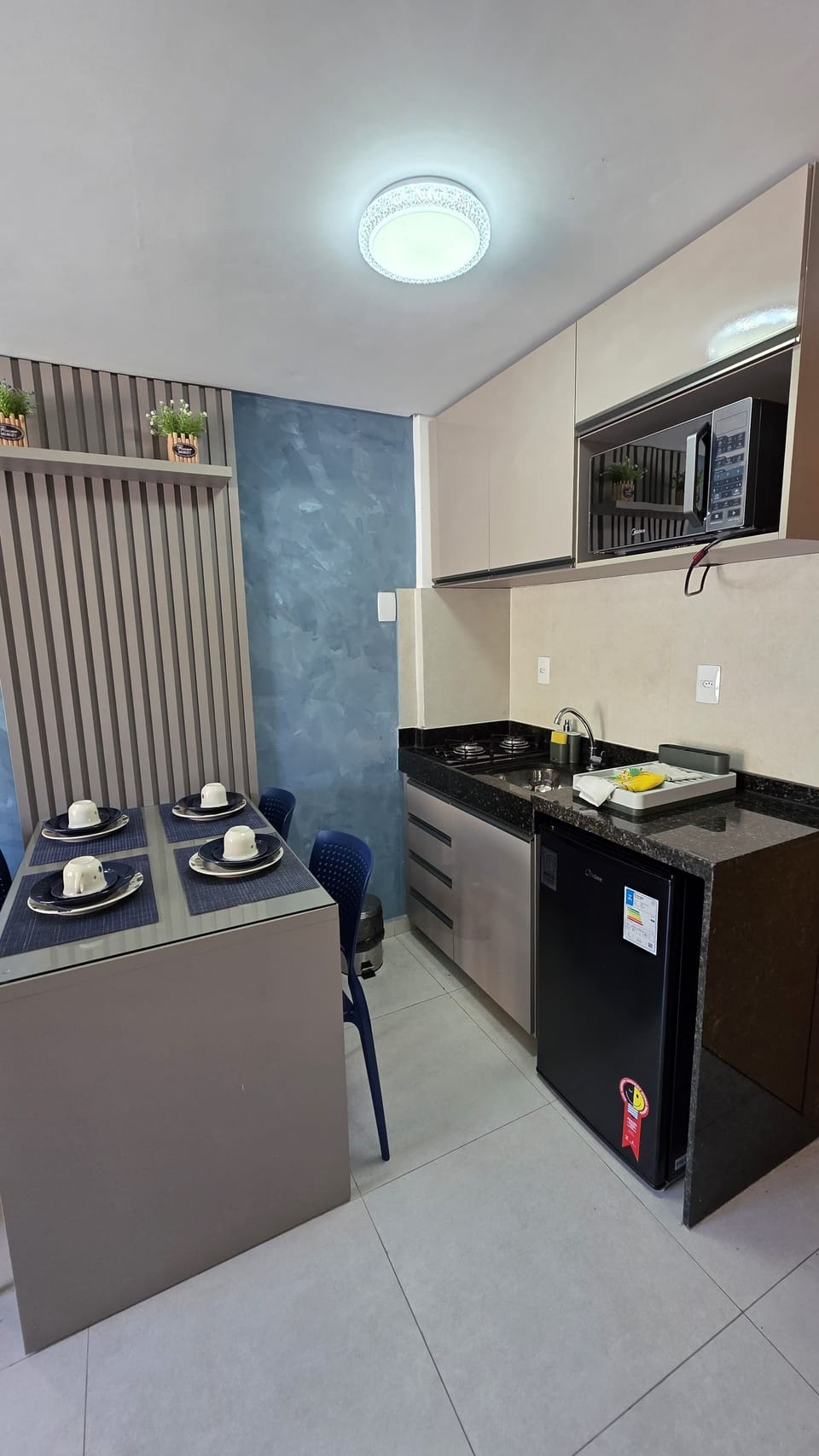 Comfort Apartment, Courtyard View | Private kitchen | Mini-fridge, microwave, stovetop