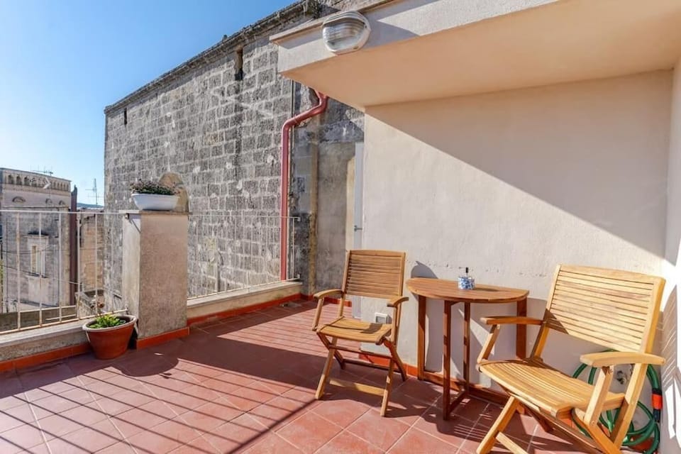 Deluxe Double Room, City View | Terrace/patio