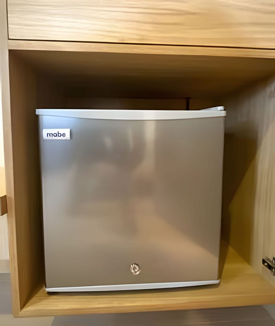 Suite | Mini-refrigerator