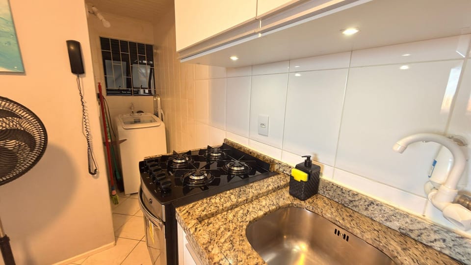 Family Apartment | Private kitchen | Electric kettle, toaster
