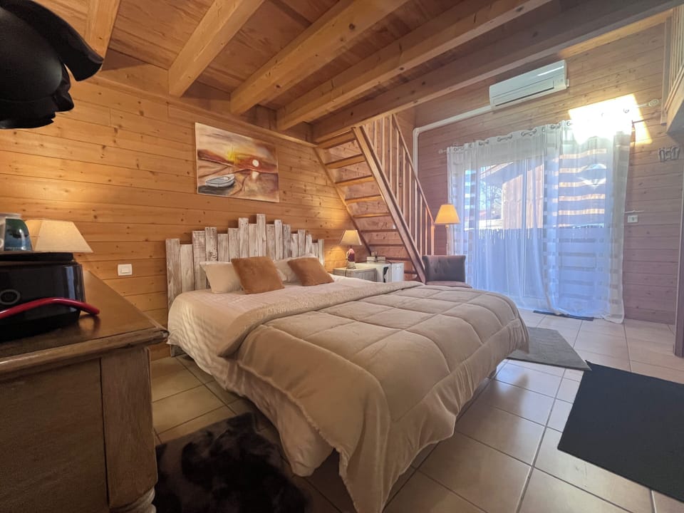 Superior Quadruple Room, Courtyard View | Premium bedding, in-room safe, individually furnished, desk