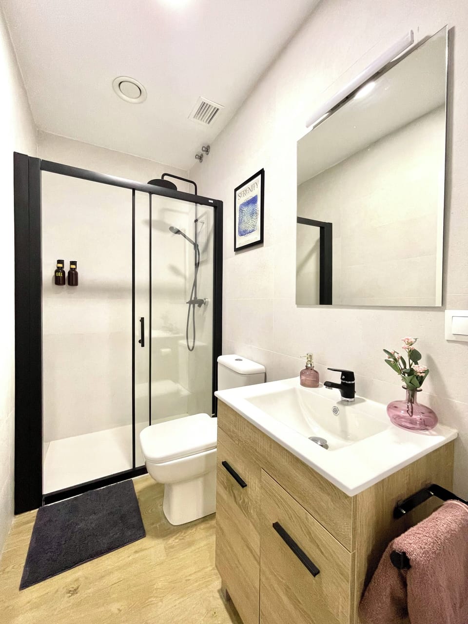 Comfort Shared Dormitory, Mixed Dorm, City View | Bathroom