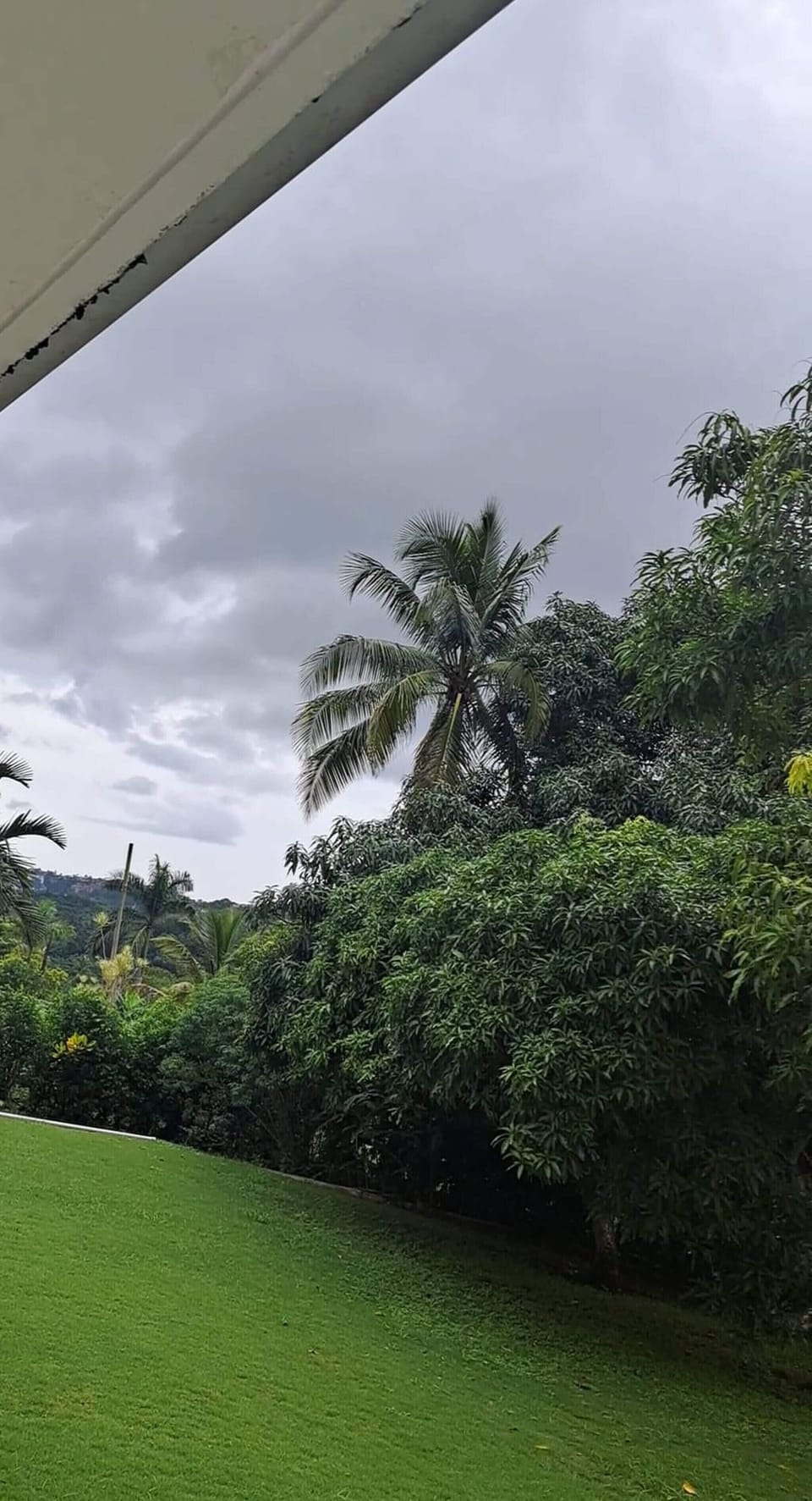Apartment, 3 Bedrooms, Smoking, Private Pool | Property grounds
