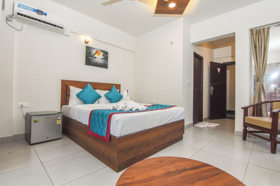 City Double Room, Balcony | Premium bedding, memory foam beds, minibar, desk