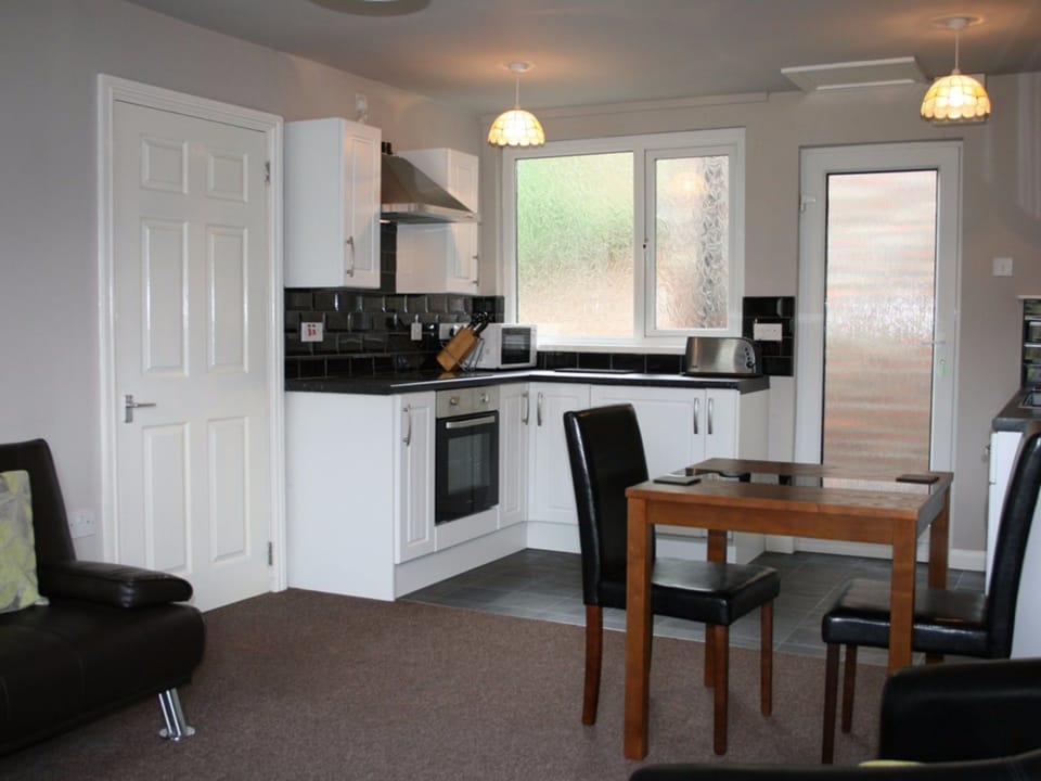 Private kitchen | Coffee/tea maker, electric kettle