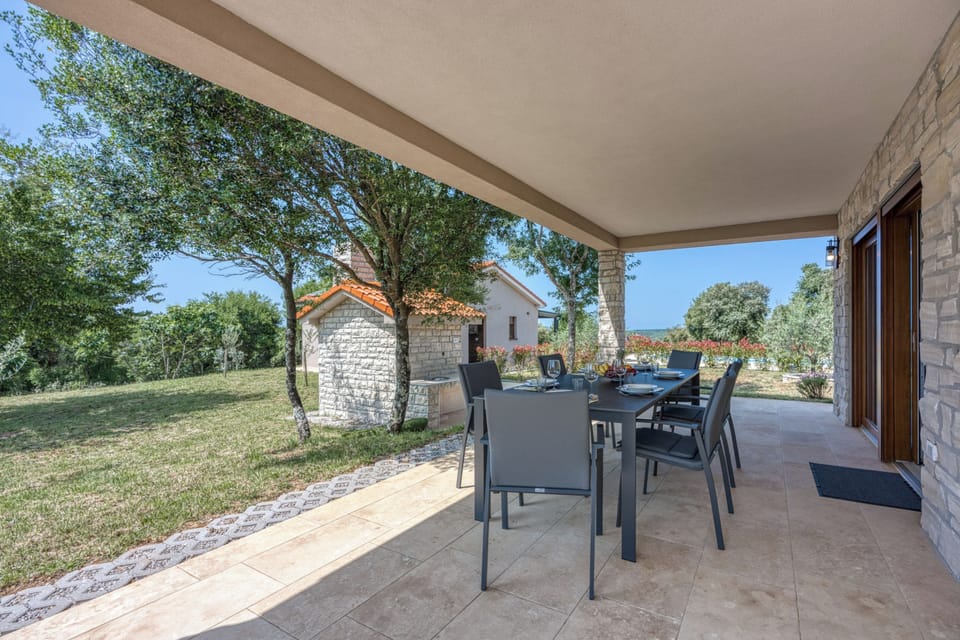 Family Villa, 4 Bedrooms, Balcony (Secluded Pool Villa Tanja /w Sea View) | Outdoor dining