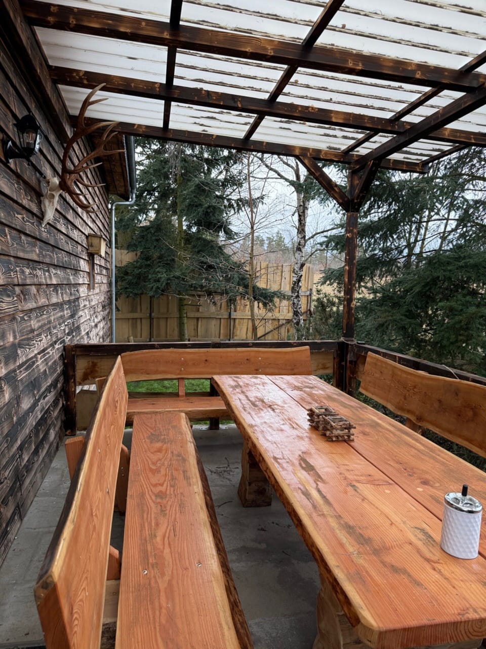 House | Outdoor dining