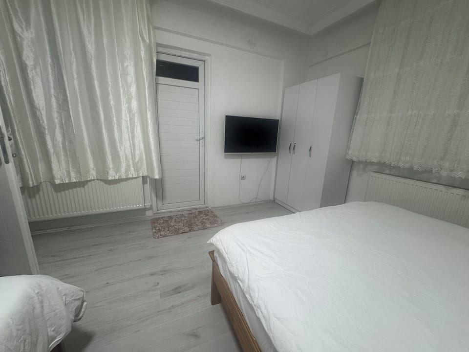 Room, Multiple Beds | Laptop workspace, free WiFi