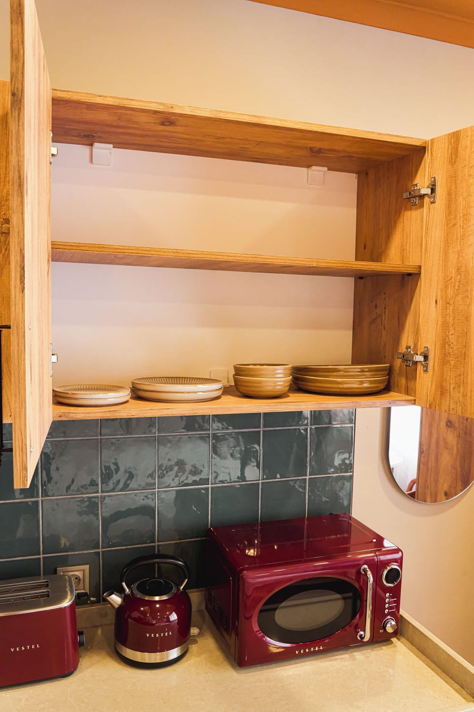 Deluxe Apartment, 2 Bedrooms | In-room dining