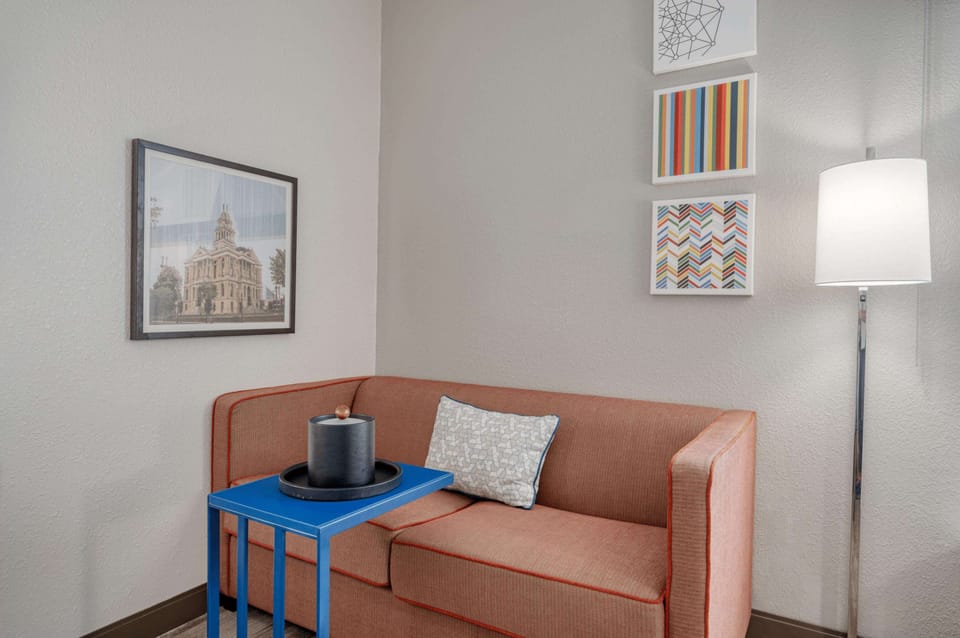 One king study sofabed non smoking | Living area | 32-inch LCD TV with digital channels, TV