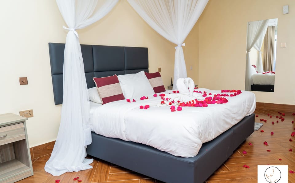 Superior Single Room | In-room safe, individually furnished, laptop workspace, soundproofing