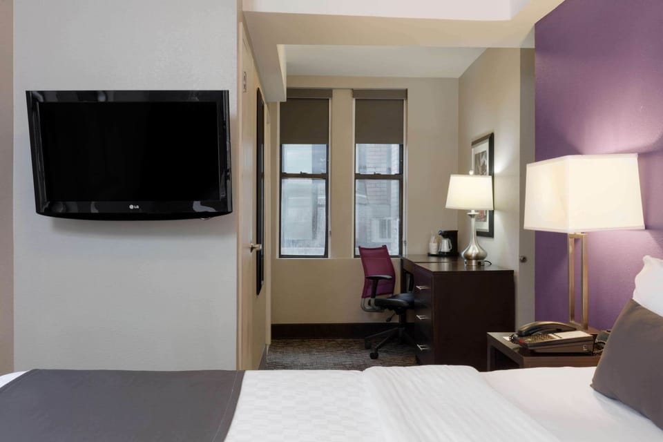 Executive Room, 1 King Bed, Non Smoking | View from room