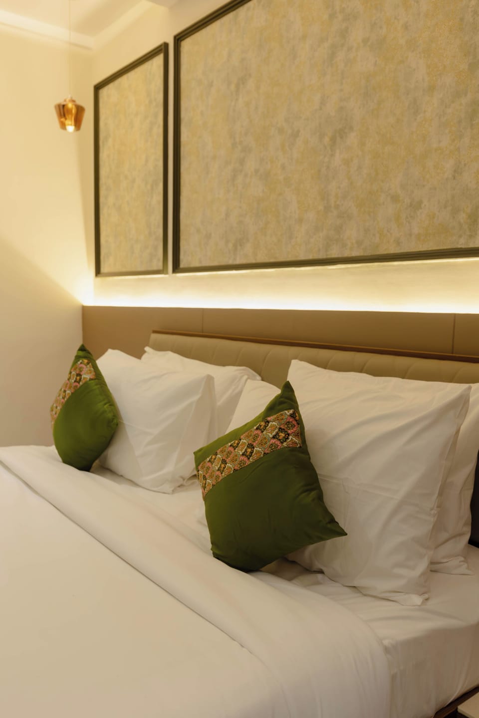 Executive Double Room | Desk, laptop workspace, WiFi (free)