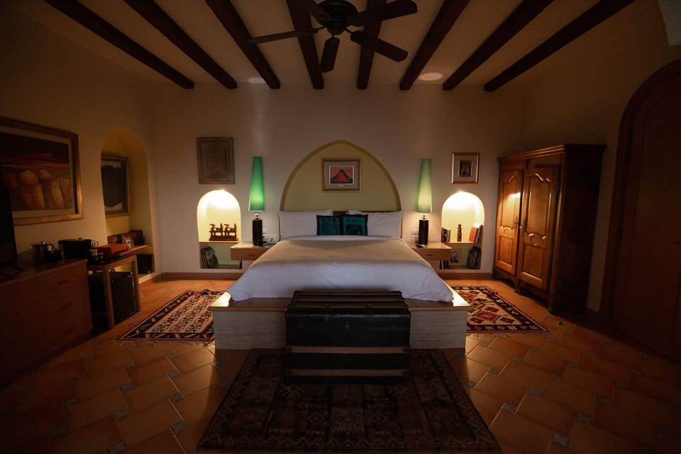 Panoramic Suite, 1 King Bed | 1 bedroom, Egyptian cotton sheets, premium bedding, pillowtop beds