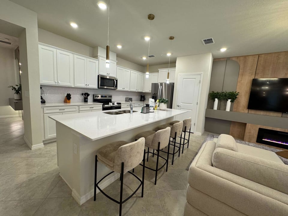 House | 5 bedrooms, Internet