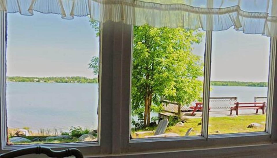 Traditional Cottage, 2 Bedrooms, Kitchen, Bay View (Waterfront Cottage 6	) | View from room