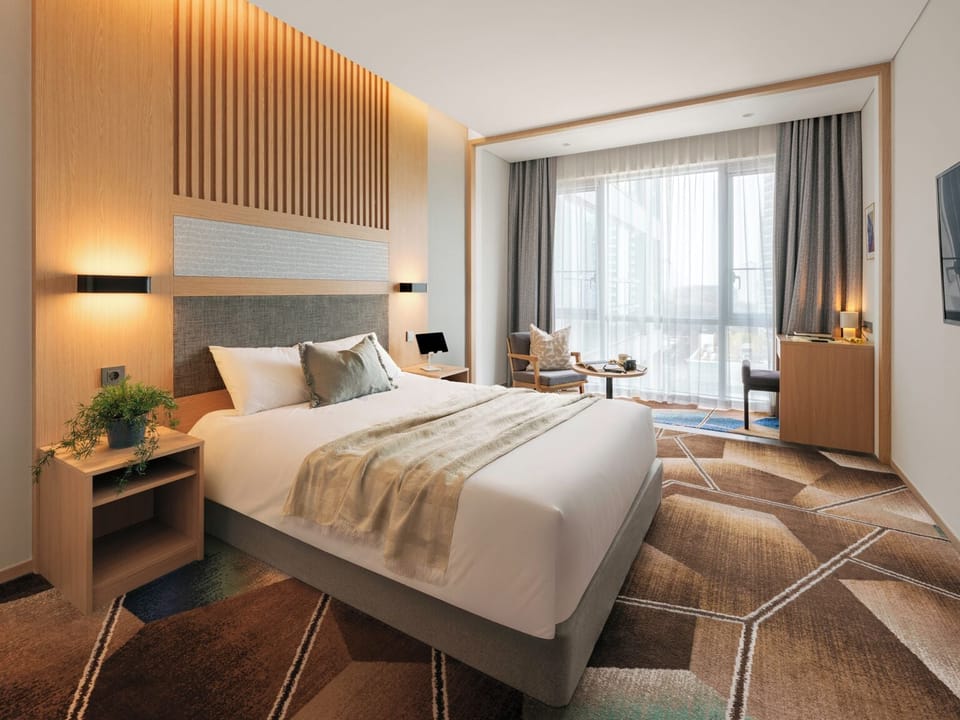 Standard | Blackout drapes, free WiFi, bed sheets