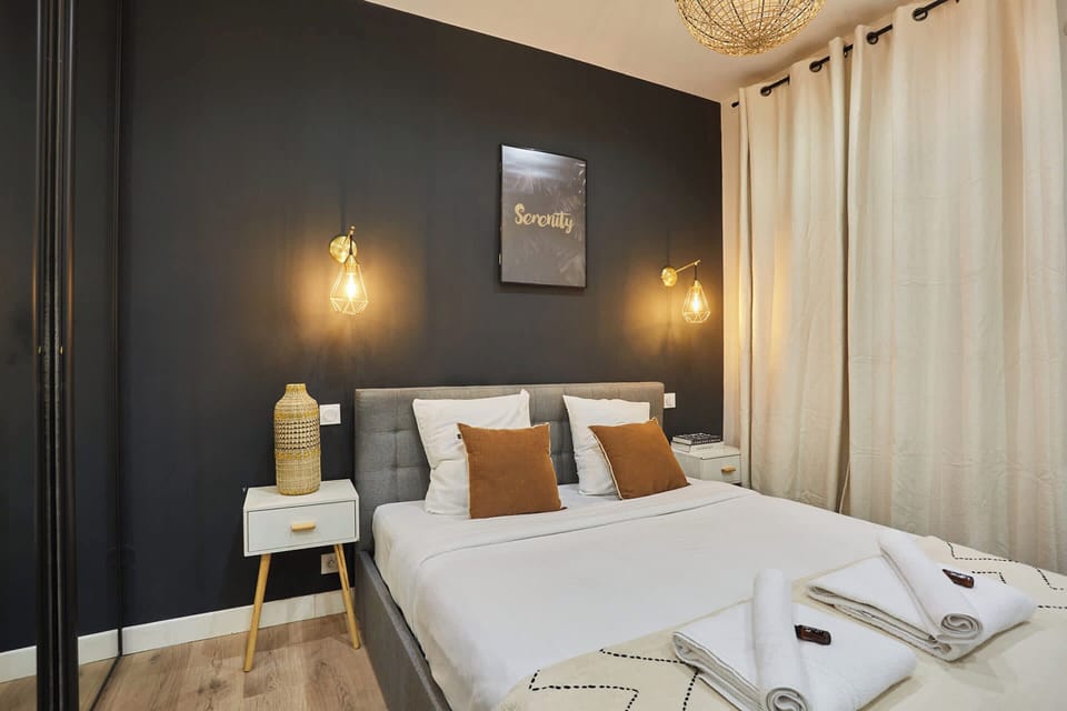Apartment | 1 bedroom, laptop workspace, iron/ironing board, bed sheets